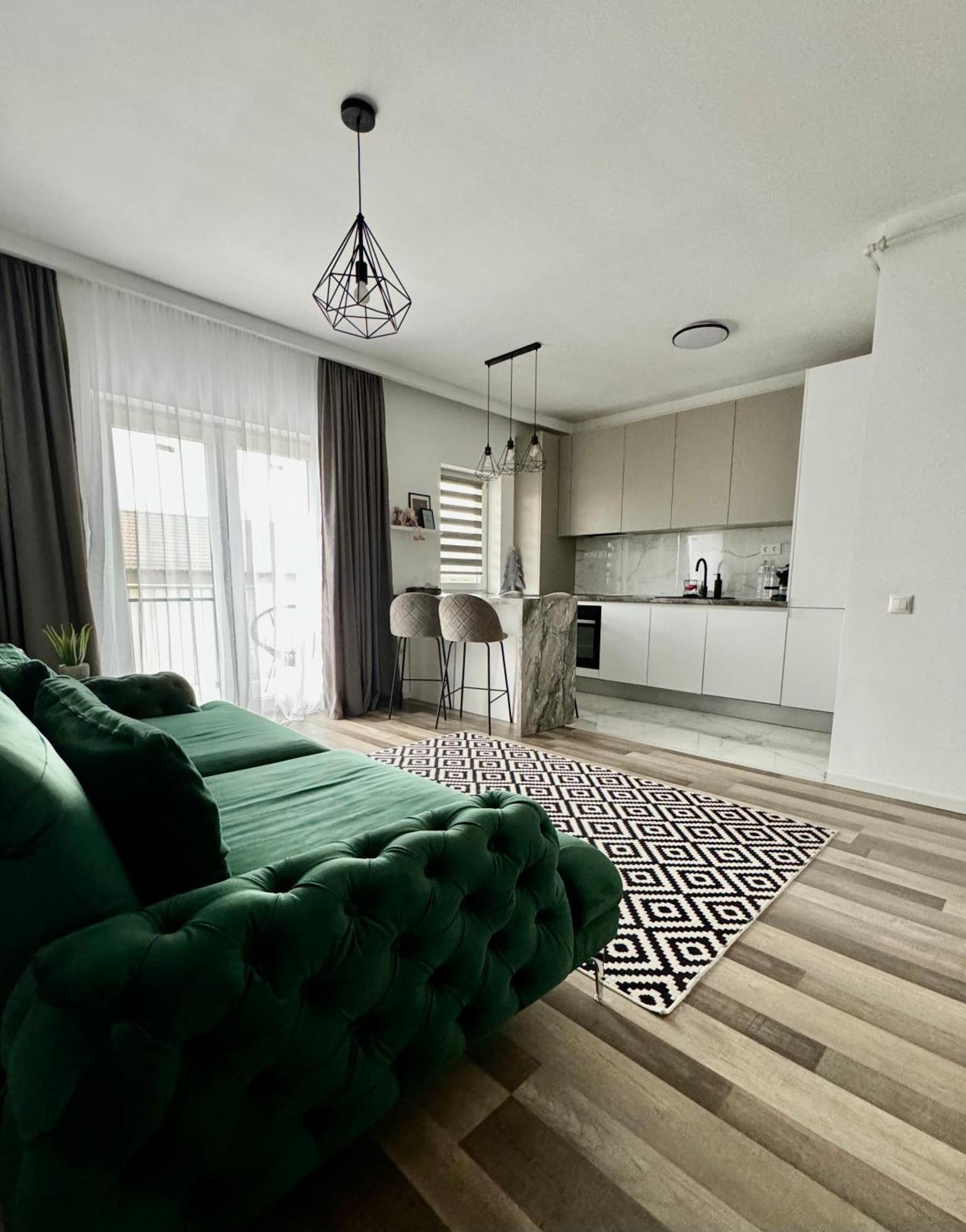 Velvet Studio Târgu-Mureş Εξωτερικό φωτογραφία